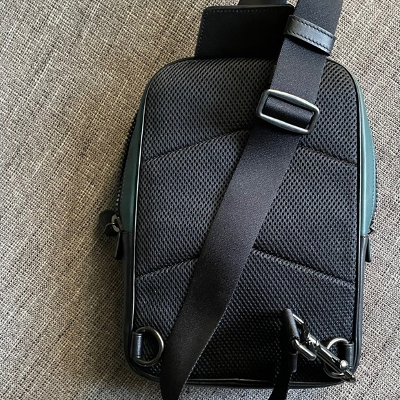 Men’s Track Pack in Colorblock w/Coach Patch Calf Leather - Picture 6 of 12